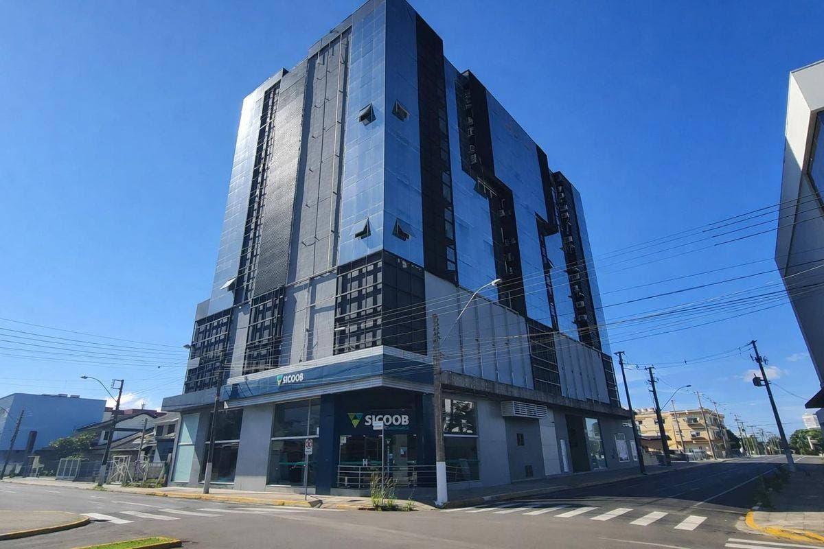 Sala comercial no centro de Osório! - Salas Comerciais em Centro, Osório - à venda - Famer Negócios Imobiliários LTDA