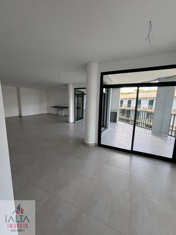Cobertura de alto padrão com vista para o mar a apenas 50 metros da orla da Praia Grande! - Apartamento em Praia Grande, Ubatuba - à venda - IALTA IMOVEIS LTDA