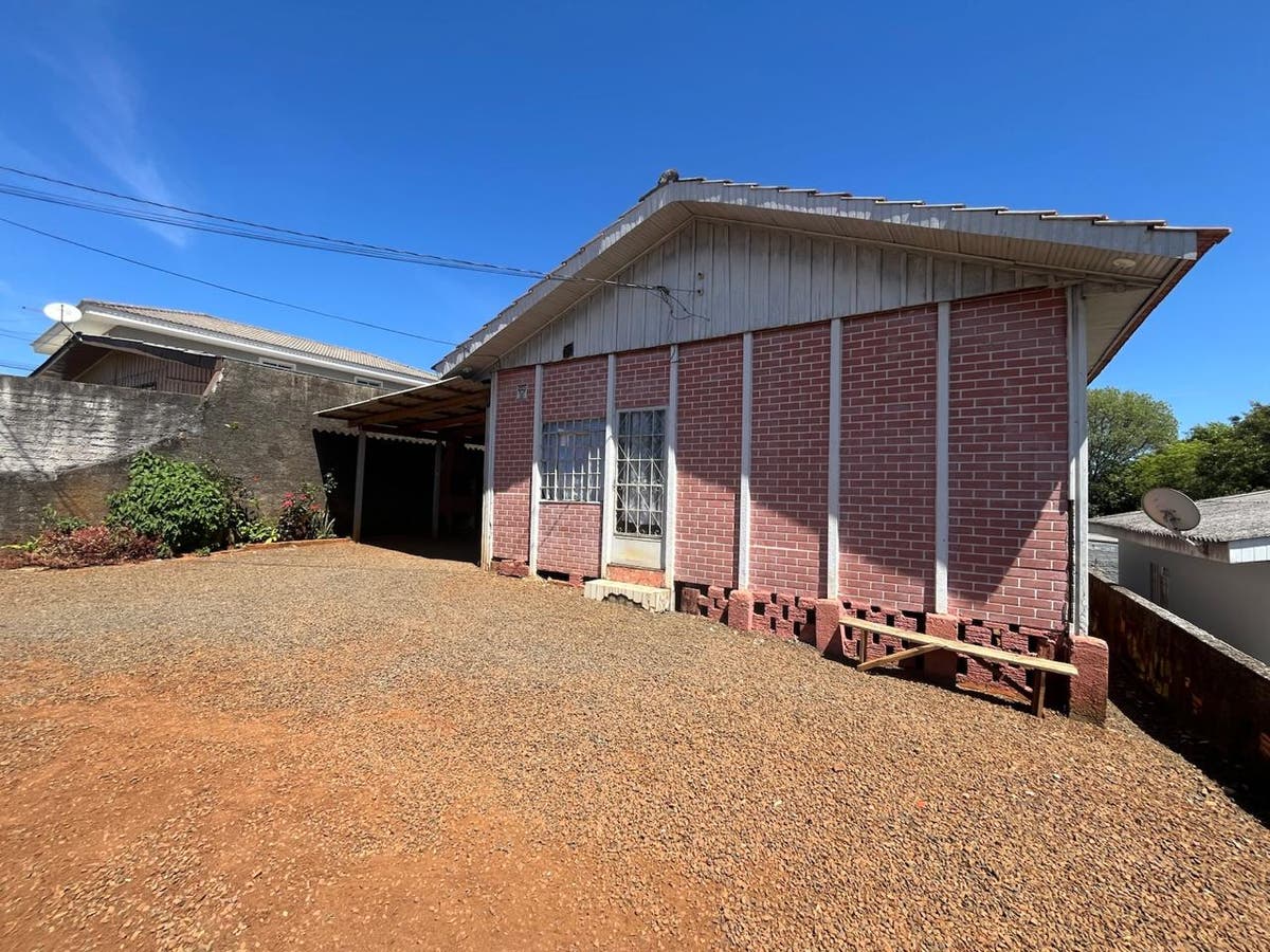 Casa Bairro Batel - Casa em Batel, Guarapuava - para locação - Dom Imóveis Guarapuava