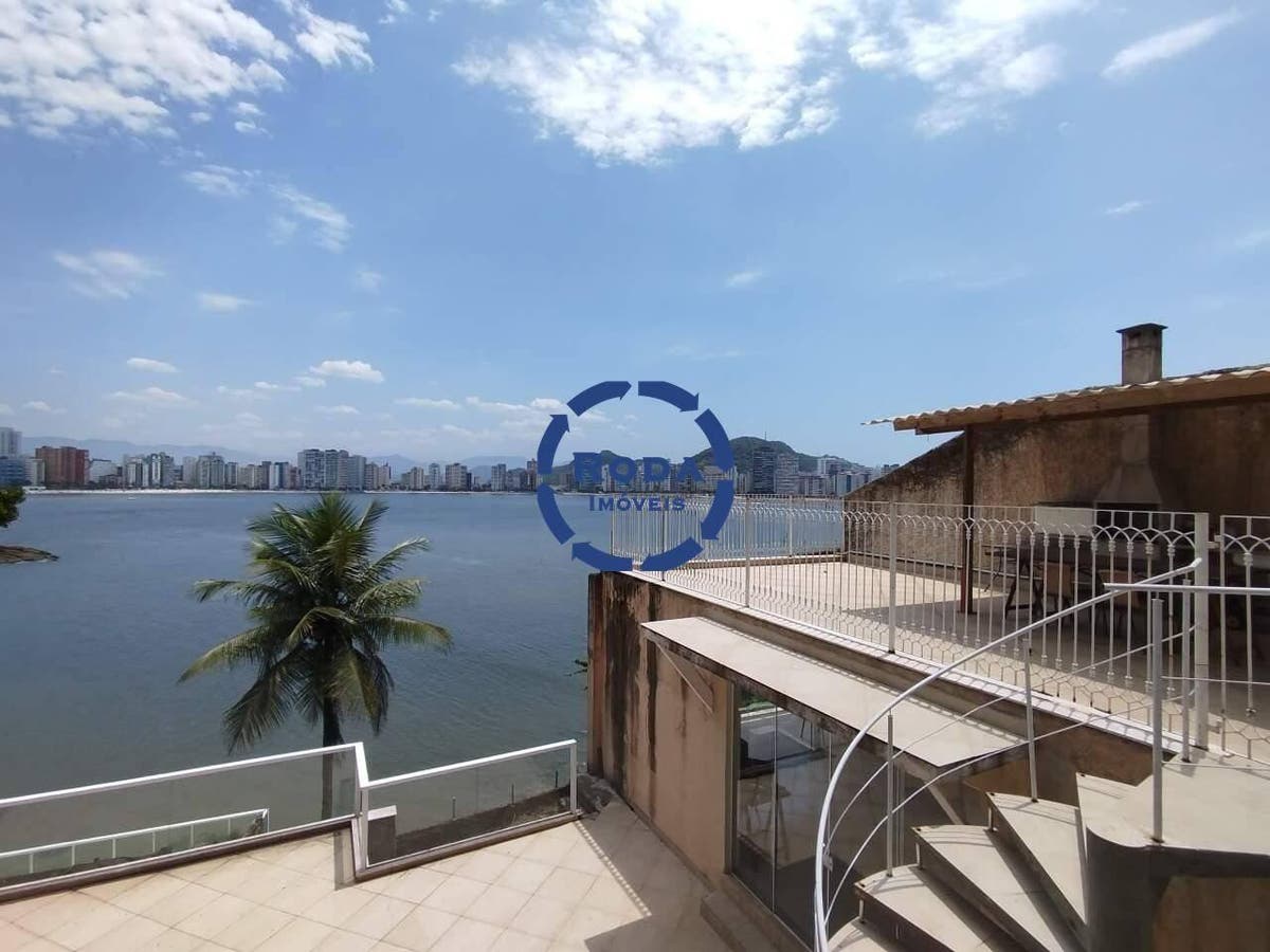 Casa frente mar com 3 suítes, churrasqueira e 4 vagas - Casa em Parque Prainha, São Vicente - à venda - A.AYRES IMÓVEIS LTDA