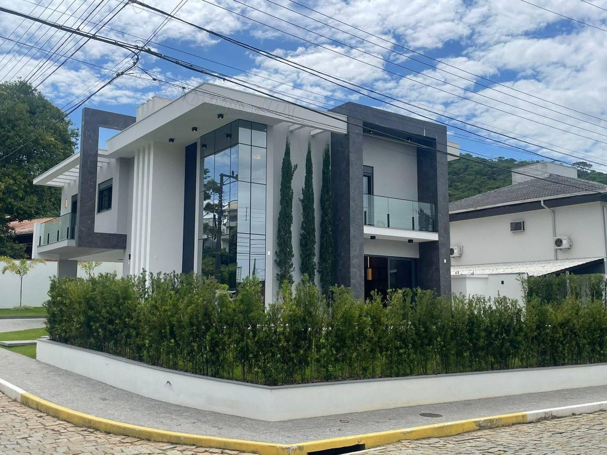 Casa Haras Rio do Ouro - Casa em Ariribá, Balneário Camboriú - à venda - Morais & Morais