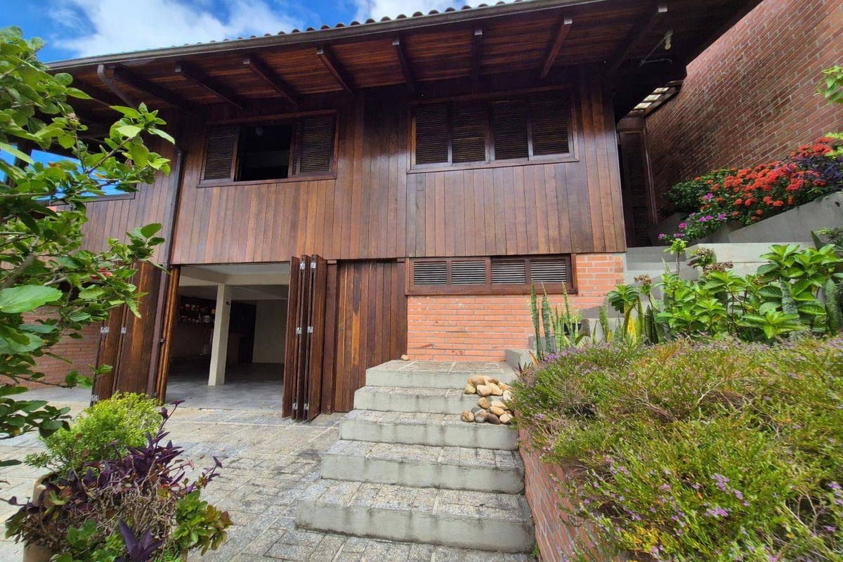 Casa frente mar - Casa em Itajuba, Barra Velha - à venda - MAR - Negócios imobiliários LTDA