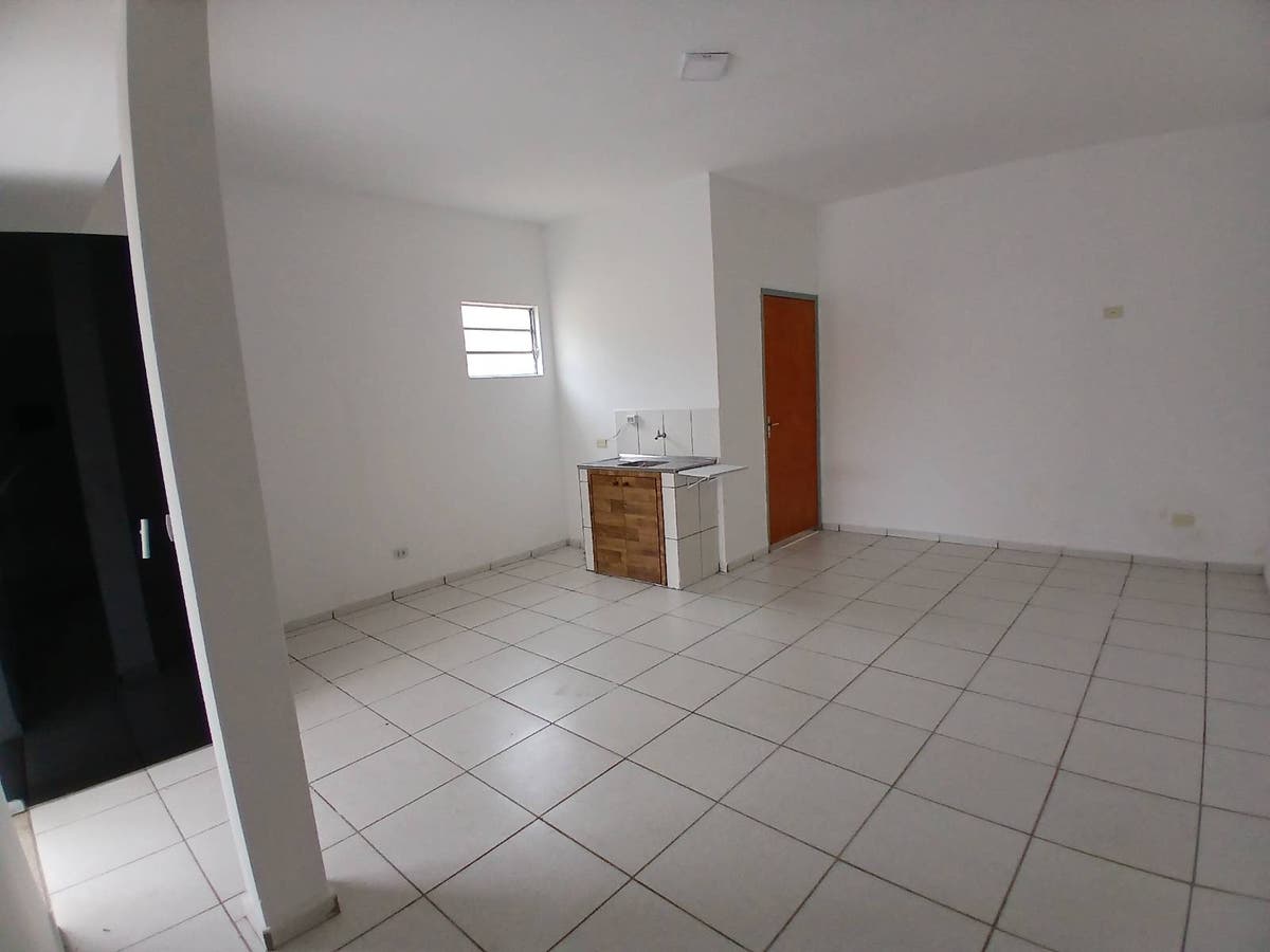 Kitnet com 1 quarto para Locação, Campo Alegre - Pindamonhangaba - Kitnet em Campo Alegre, Pindamonhangaba - para locação - EDSON DERRICO IMOVEIS LTDA