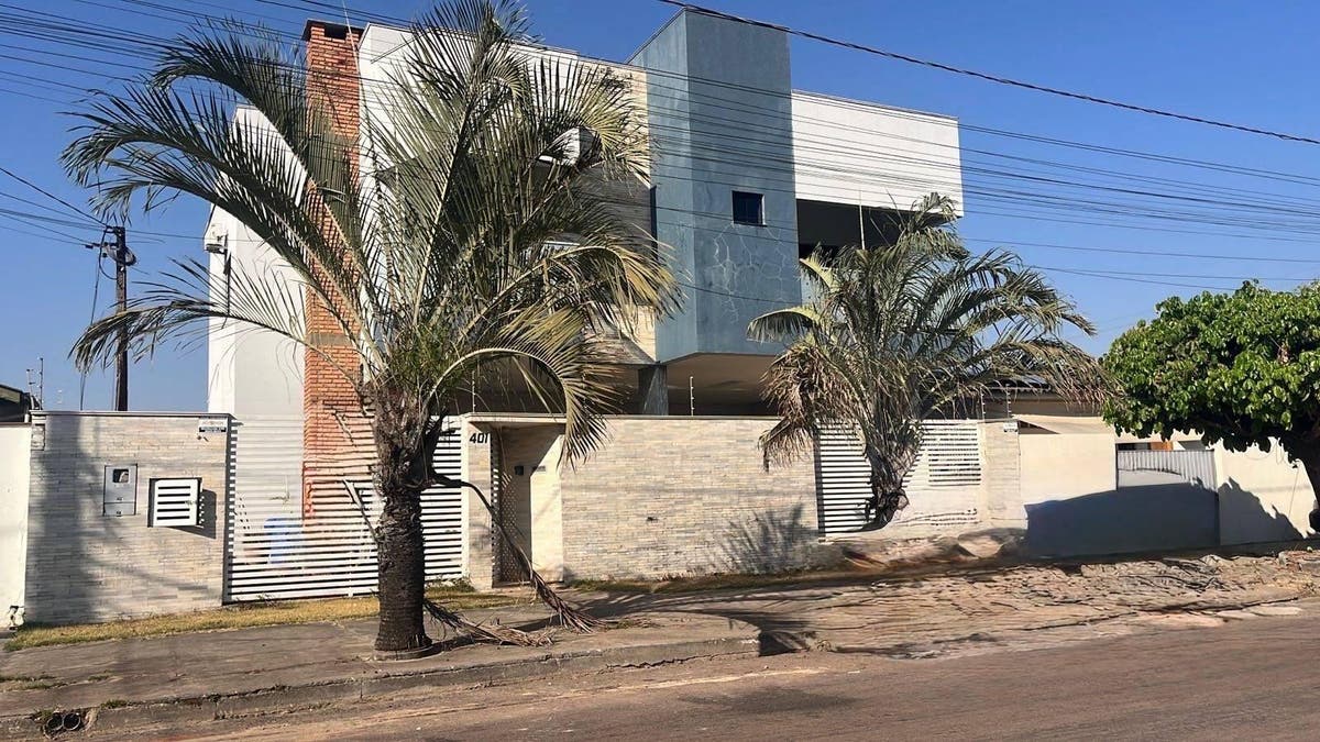 SOBRADO Á VENDA NO BAIRRO JARDIM BOTÃNICO - Sobrado em Jardim Botânico, Sinop - à venda - CASA GOLD IMÓVEIS