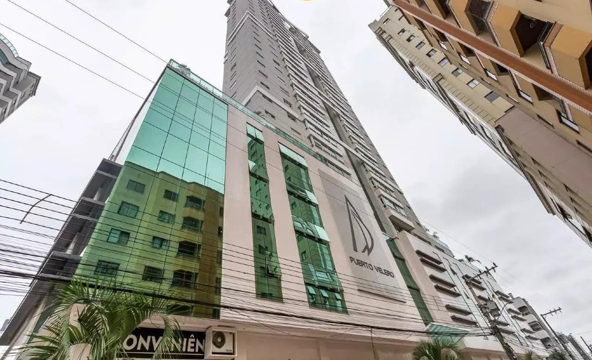 SALA COMERCIAL NO ED. PUERTO VELEIRO - CENTRO, BALNEÁRIO CAMBORIÚ - Comercial em Centro, Balneário Camboriú - para locação - Brava Norte Imóveis