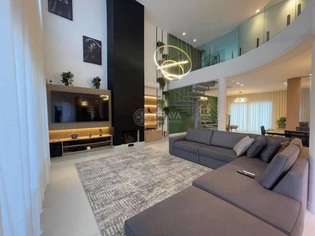 CASA NA PRAIA DOS AMORES - BALNEÁRIO CAMBORIÚ - Duplex em Praia dos Amores, Balneário Camboriú - à venda - Brava Norte Imóveis