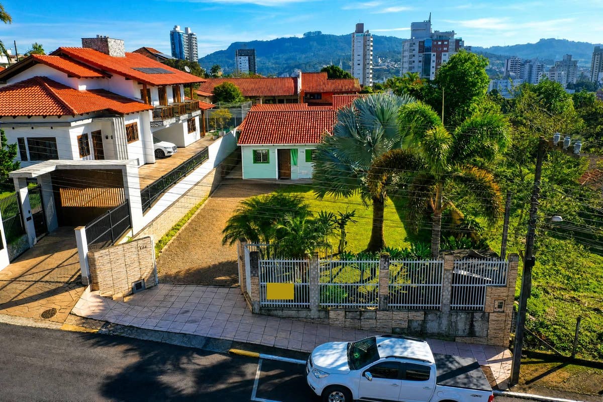 Casa de Alvenaria - Venda - 03 dormitórios - 189m2 - Rua Guilherme Ricardo Becker - Santana - Rio do Sul - Casa em Santana, Rio do Sul - à venda - Cifra Imóveis e Empreendimentos Imobiliários