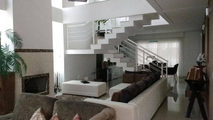 Casa com 4 Quartos à Venda, Vila Nova Socorro - Mogi das Cruzes - Casa em Vila Nova Socorro, Mogi das Cruzes - à venda - Renovar Imóveis Mogi Ltda