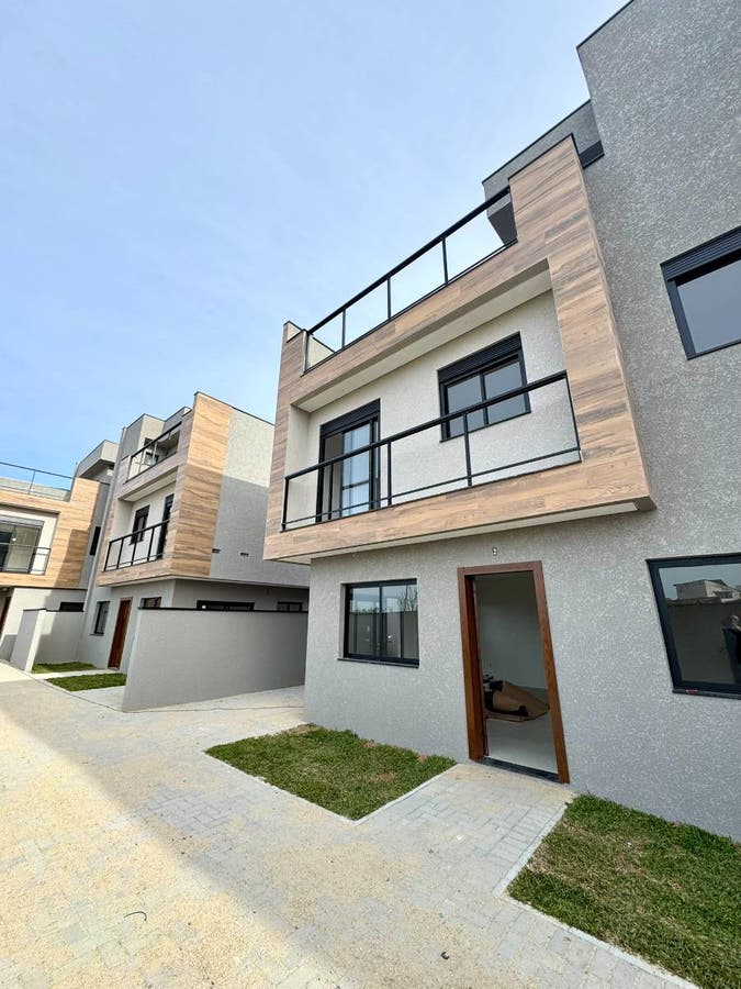 Venda Sobrado com Terraço no Novo mundo em Curitiba Pr - Sobrado em Novo Mundo, Curitiba - à venda - BlueHouse