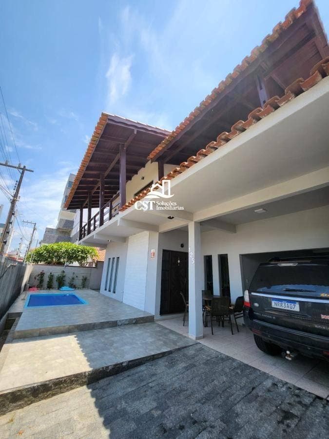CASA À 70 METROS DO MAR NO CENTRO - Barra Velha/SC - Sobrado em Centro, Barra Velha - à venda - CST SOLUÇÕES IMOBILIARIA LTDA