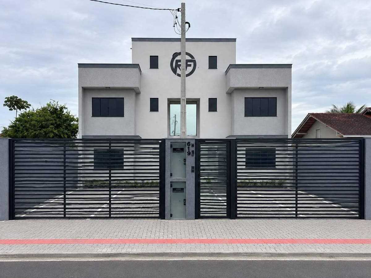 TRIPLEX NO GRAVATÁ - NAVEGANTES - Apartamento em Gravatá, Navegantes - à venda - Biank Imóveis