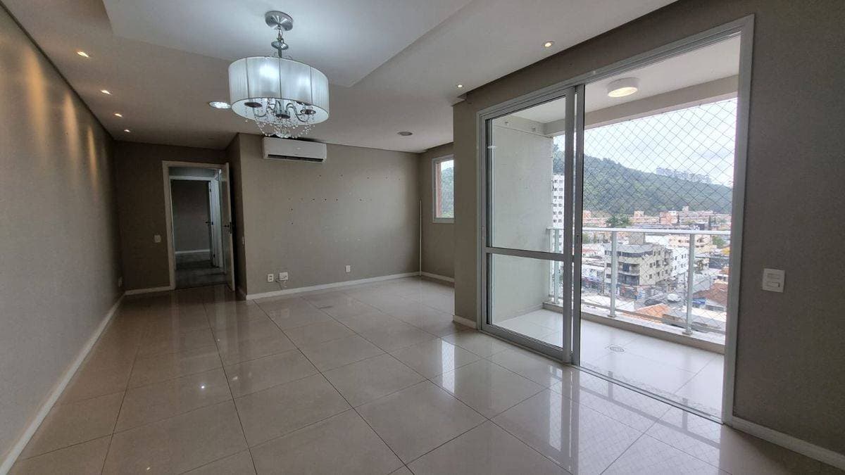 Apartamento à Venda, com 3 quartos (sendo uma suíte), 2 vagas de garagem privativas, Porto Mare Residence, no Bairro Centro, Itajaí-SC - Apartamento em Centro, Itajaí - à venda - I3 CORRETORES ASSOCIADOS S/S
