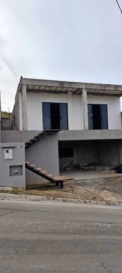 Casa à Venda 3 Quartos por R$ 290.000,00 - Jardim Imperial - Poços de Caldas/MG - Casa em Jardim Imperial, Poços de Caldas - à venda - Lago e Cunha Imóveis