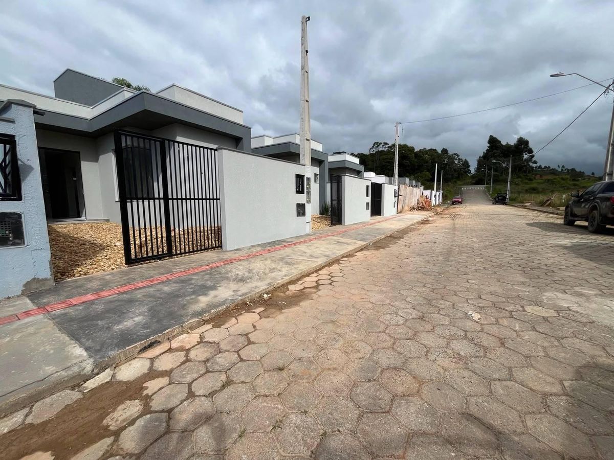 Casa com 2 Quartos, 1 Suíte - Bela Vista, Balneário Piçarras - Cód. 2910 - Casa em Bela Vista, Balneário Piçarras - à venda - Elita Imobiliária