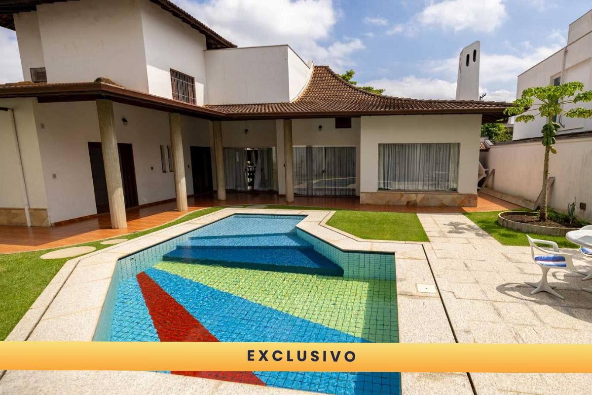 Casa Térrea mobiliada de 768 m² de área total. 4 suítes e piscina privativa. Clássico e Atemporal! - Casa em Jardim São Caetano, São Caetano do Sul - à venda - YVY-in Inteligência Imobiliária Ltda