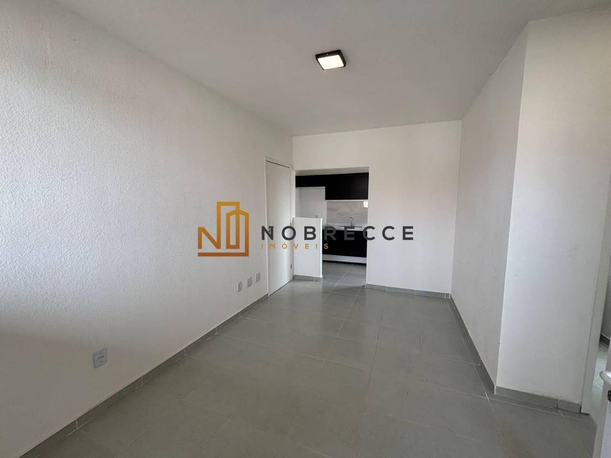 Apartamento à venda Condomínio Villa Vic Bruxelas -Indaiatuba/SP. Com área total de 55 m². O imóvel possui dois quartos bem distribuídos, sala confor - Apartamento em Mato Dentro, Indaiatuba - à venda - Nobrecce Imóveis