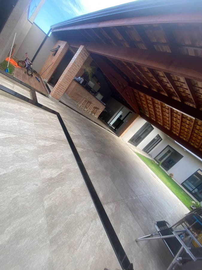 CASA MODERNA E CONFORTAVEL - Casa em Portal das Mangueiras, São João da Boa Vista - à venda - BOCOLI IMÓVEIS