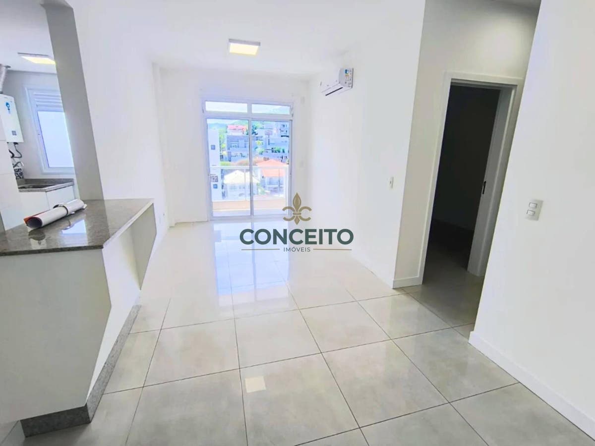 Excelente Apartamento de 02 dormitórios no bairro Pantanal – disponível para Venda - Apartamento em Pantanal, Florianópolis - à venda - Conceito Imóveis