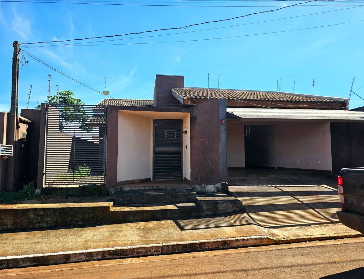 Imóvel com varanda gourmet - Casa em São Cristóvão, São Gabriel do Oeste - à venda - Bovicenter Negócios Imobiliários LTDA