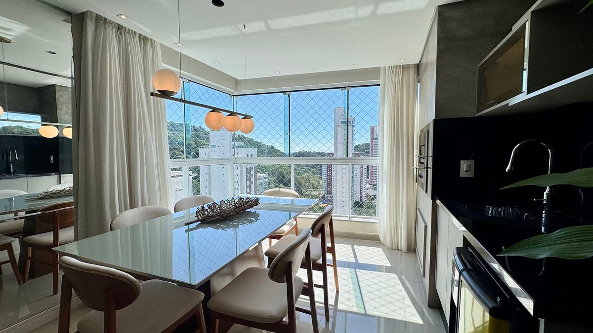 Apartamento a Venda Proximo a Roda Gigante, 136m², Mobiliado, 02 suites e 02 demi suites, 03 vagas, Pioneiros, Balneario Camboriu - Apartamento em Pioneiros, Balneário Camboriú - à venda - IMEX INVESTIMENTOS LTDA