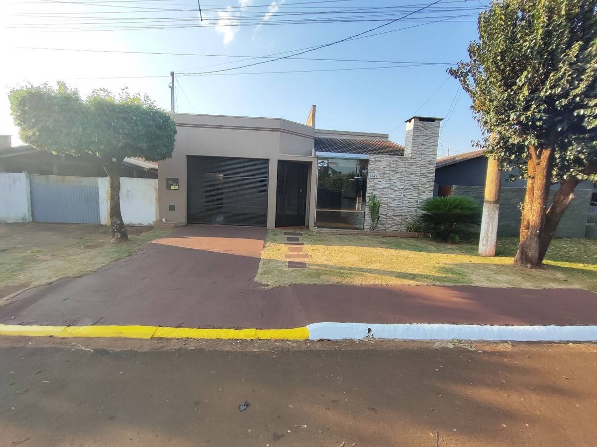 Imóvel em ótima localização. - Casa em Primo Maffissoni, São Gabriel do Oeste - para locação - Bovicenter Negócios Imobiliários LTDA