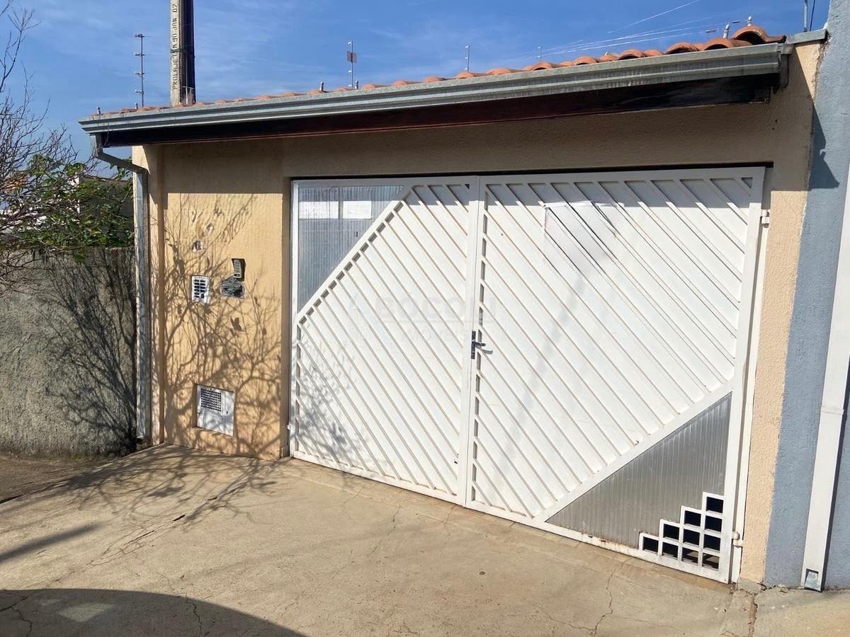 CASA PLANA NO FLAMBOYANT COM GARAGEM COBERTA ALUGUEL - Casa em Jardim Flamboyant, São João da Boa Vista - para locação - BOCOLI IMÓVEIS
