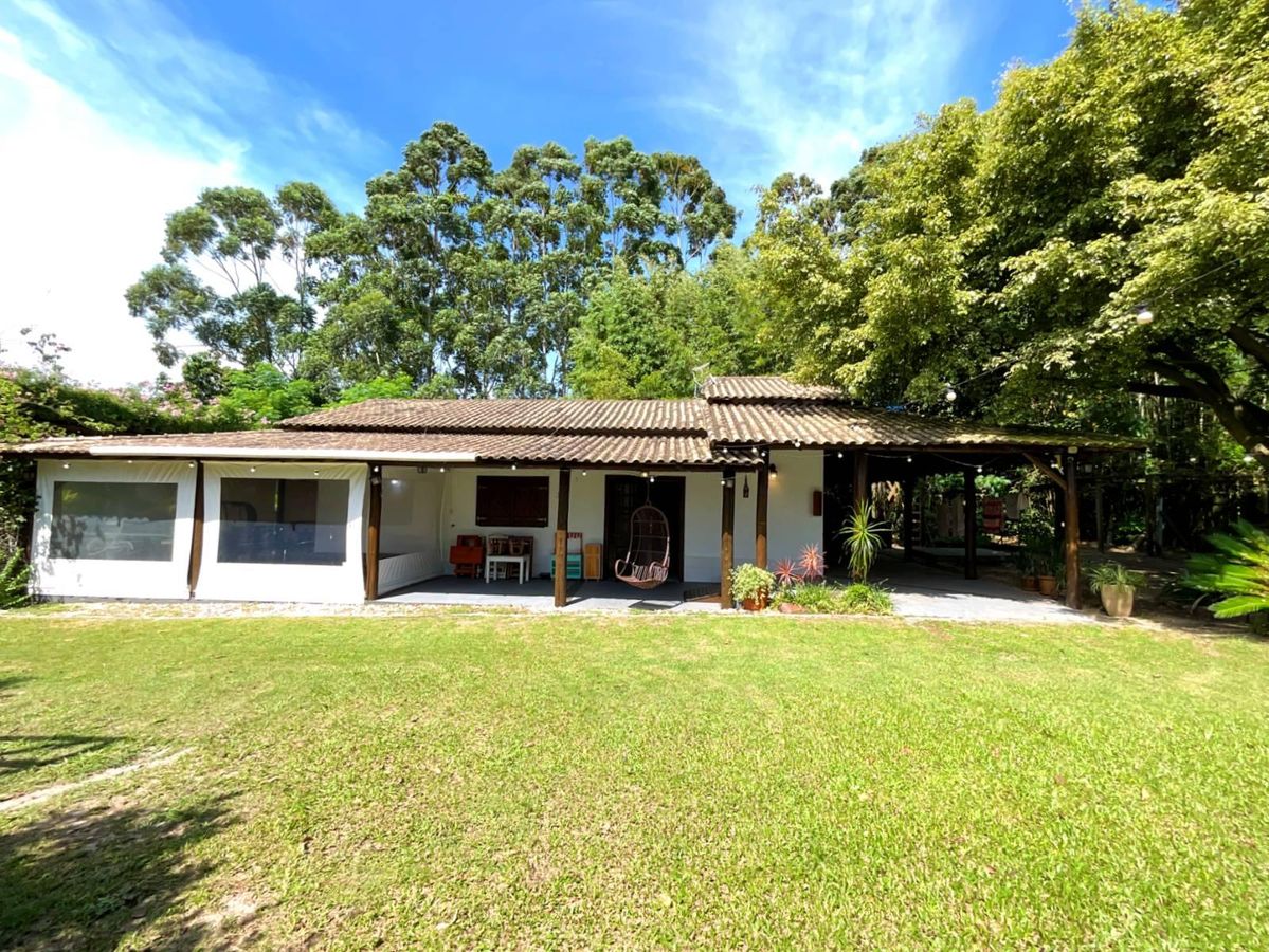 Casa com piscina próxima à Lagoa Doce - Alto Arroio - Imbituba SC - Casa/Sobrado em Alto Arroio, Imbituba - para locação - ZIMBA IMOVEIS
