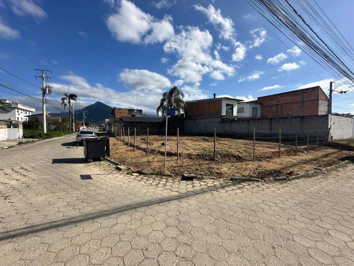 Terreno à venda, Barra do Aririú, Palhoça, SC - Terreno em Barra do Aririú, Palhoça - à venda - Madri Imóveis ltda