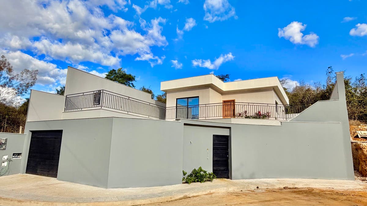 Vendo Casa 03 Quartos no Bairro Brisa do Vale em Colatina - Casa em Brisa do Vale, Colatina - à venda - Select Brokers Imobiliária LTDA.