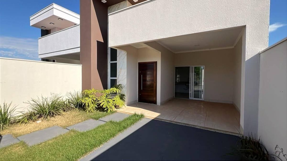 Casa com 3 quartos, 1 suíte