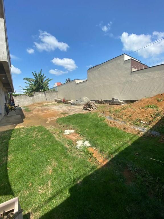 Lote/Terreno à Venda, Loteamento Residencial e Comercial Flamboyant - Pindamonhangaba - Lote/Terreno em Loteamento Residencial e Comercial Flamboyant, Pindamonhangaba - à venda - EDSON DERRICO IMOVEIS LTDA