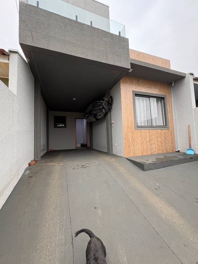 Sobrado a venda, semimobiliado, 2 quartos, área gourmet - Casa em Uvaranas, Ponta Grossa - à venda - Oniesko Imóveis