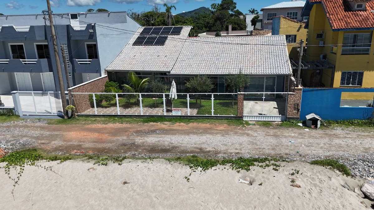 Casa Frente Mar com 5 dormitórios em Itapoá - Sc - Casa em Continental, Itapoá - à venda - Itapoá Imóveis Ltda