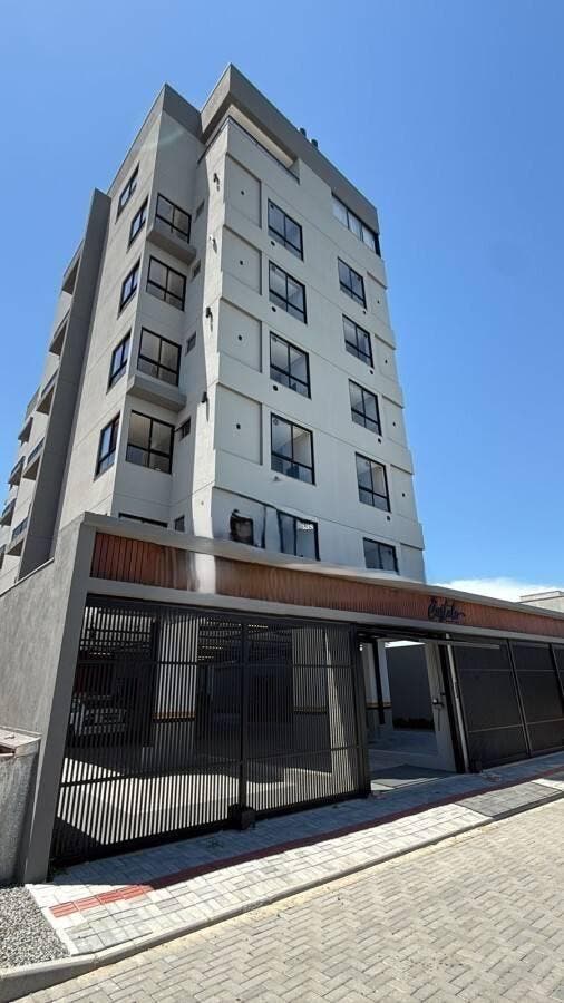 APARTAMENTO À 250M DA PRAIA COM 02 QUARTOS SENDO 01 SUÍTE EM ITAJUBA - Barra Velha/SC - Apartamento em Itajuba, Barra Velha - para locação - CST SOLUÇÕES IMOBILIARIA LTDA