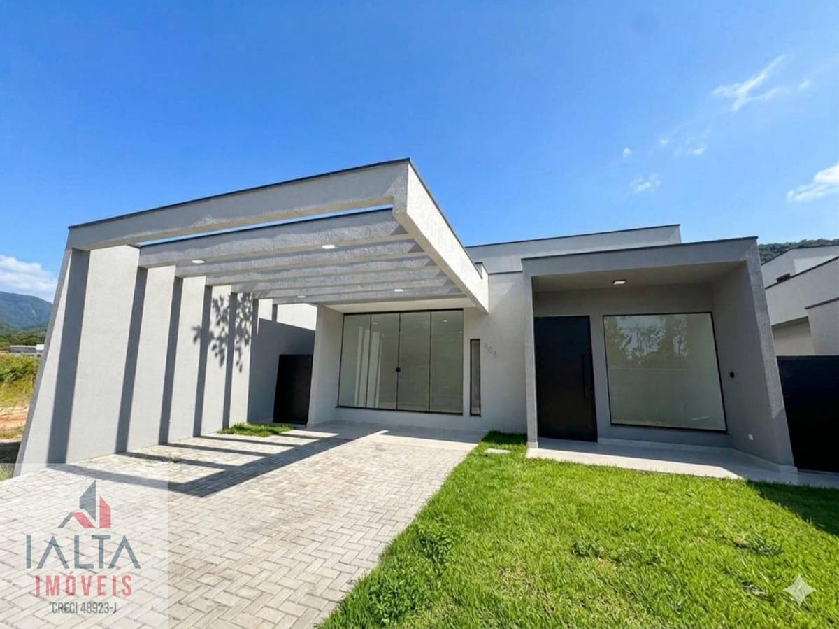 Belíssima Casa no Condomínio Verde Mar, Massaguaçu - Caraguatatuba/SP - Apartamento em Massaguaçu, Caraguatatuba - à venda - IALTA IMOVEIS LTDA
