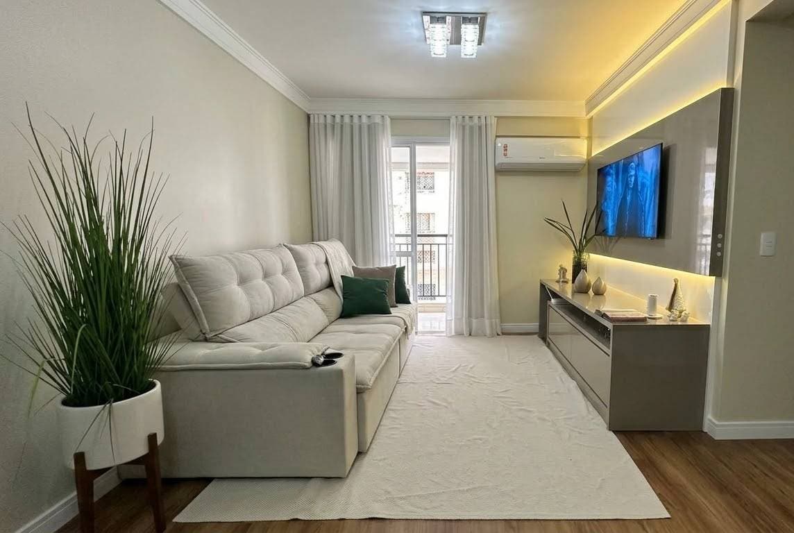 Apartamento a venda com 2 Quartos, sendo 1 Suíte, 77m², Mobiliado, no bairro Barreiros em São José - Apartamento em Barreiros, São José - à venda - Conceito Imóveis