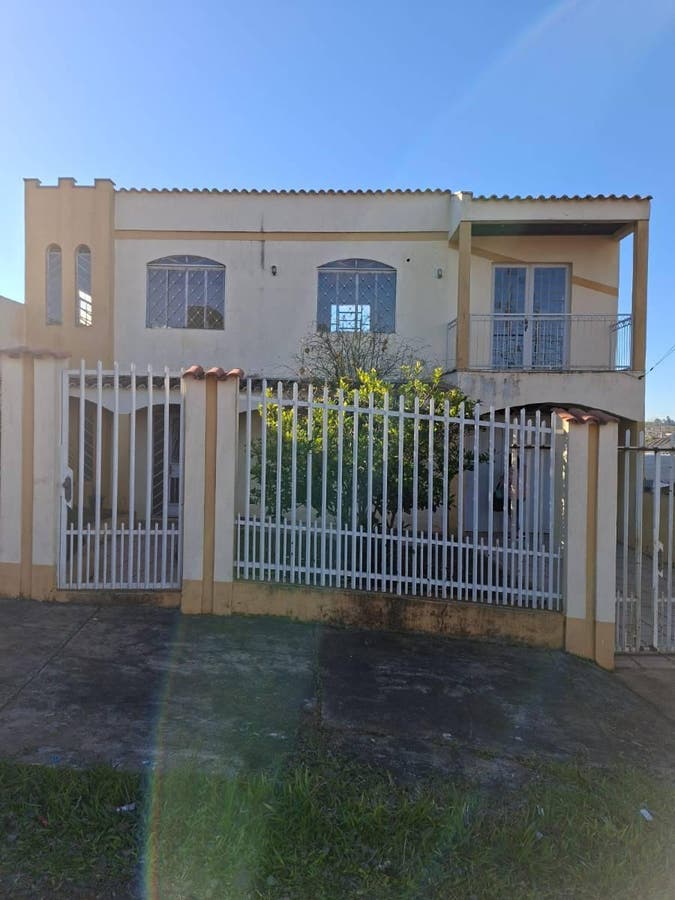 Flores - Casa em Meller Norte, Santo Ângelo - para locação e à venda - CLARICE FURTADO FLORES RIGO ME