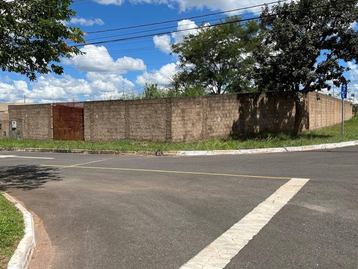 Jardim Botânico lll Terreno Ponto Estrategico Otima Localização - Terreno em Jardim Bontanico, Brasília - à venda - ALLADYNO ASSESSORIA E CONSULTORIA IMOBILIARIA LTDA
