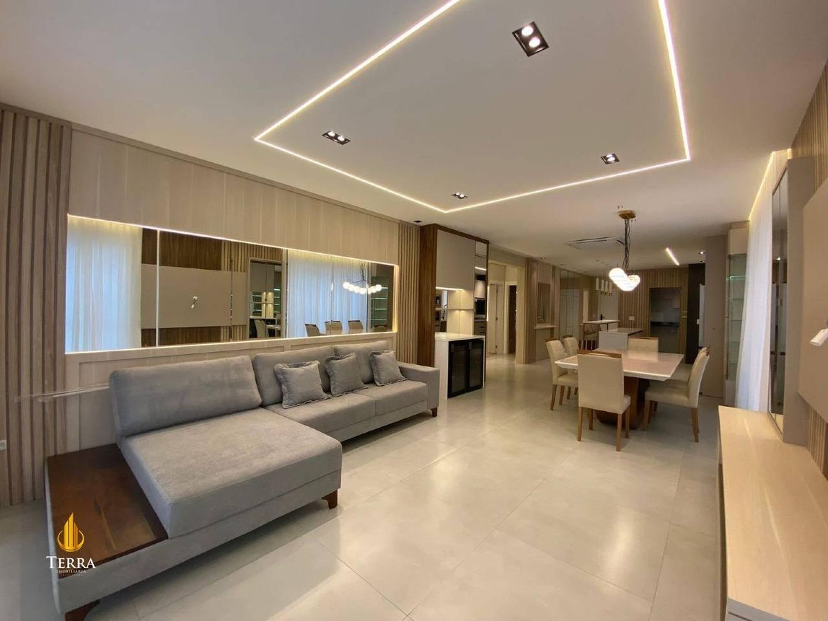 Apartamento à venda no Costa Esmeralda localizado no Pioneiros em Balneário Camboriú. - Apartamento em Pioneiros, Balneário Camboriú - à venda - IMOBILIÁRIA TERRA ITAJAI LTDA