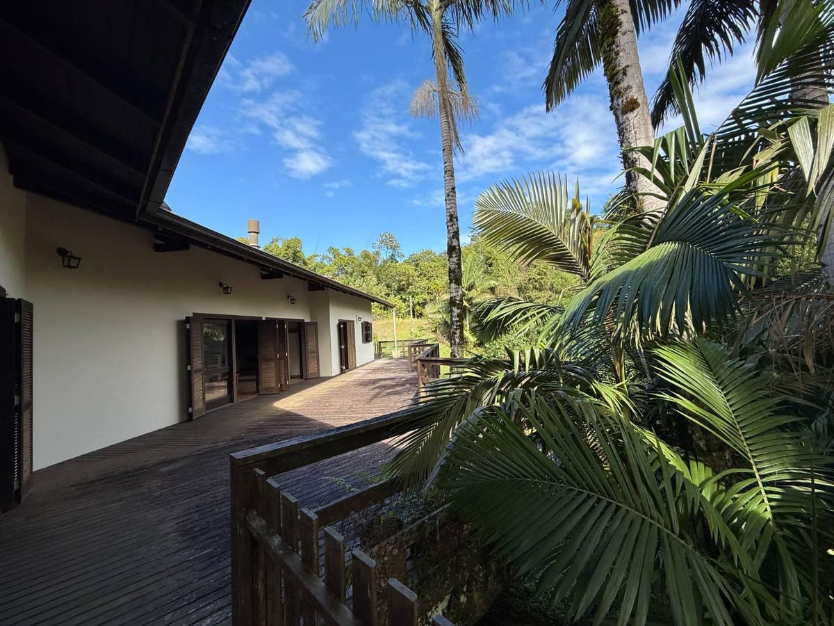 Casa com amplo terreno Três Rios do Norte - Casa em Três Rios do Norte, Jaraguá do Sul - à venda - MEGA Empreendimentos Imobiliários