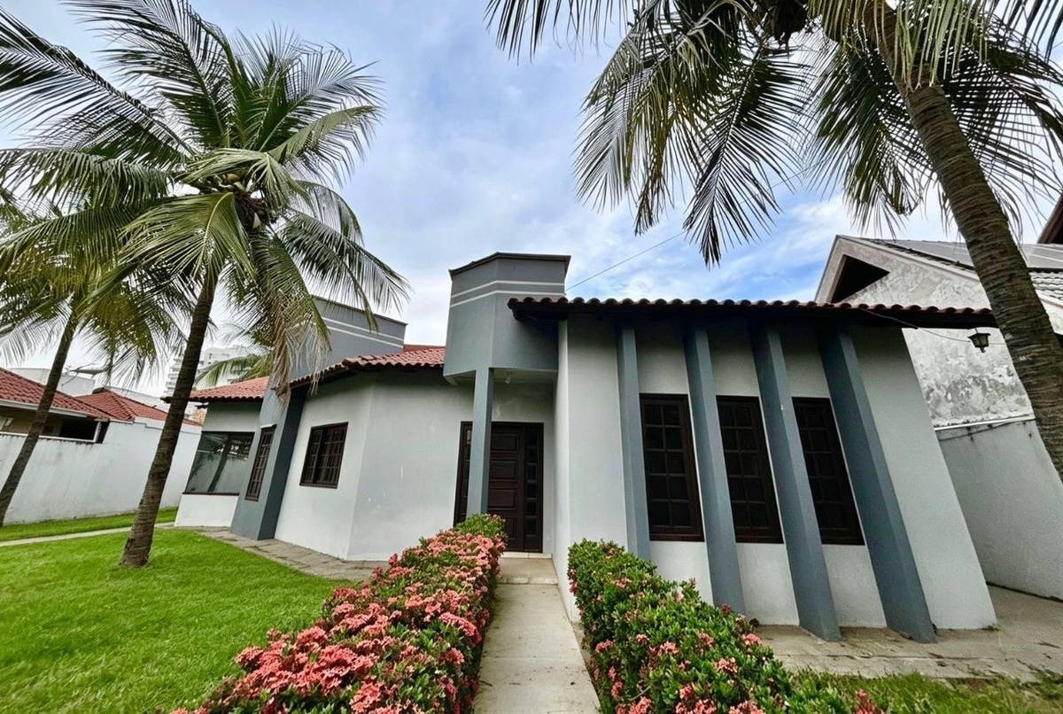 Casa com 3 quartos para Locação