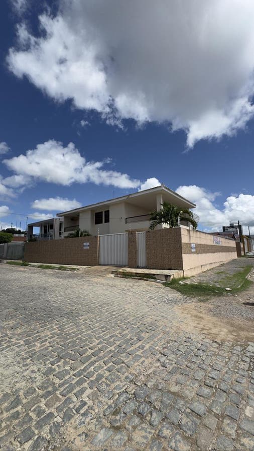 Casa 6 suítes - Residencial e Comercial em Cajazeiras - à venda - V5 IMOBILIÁRIA