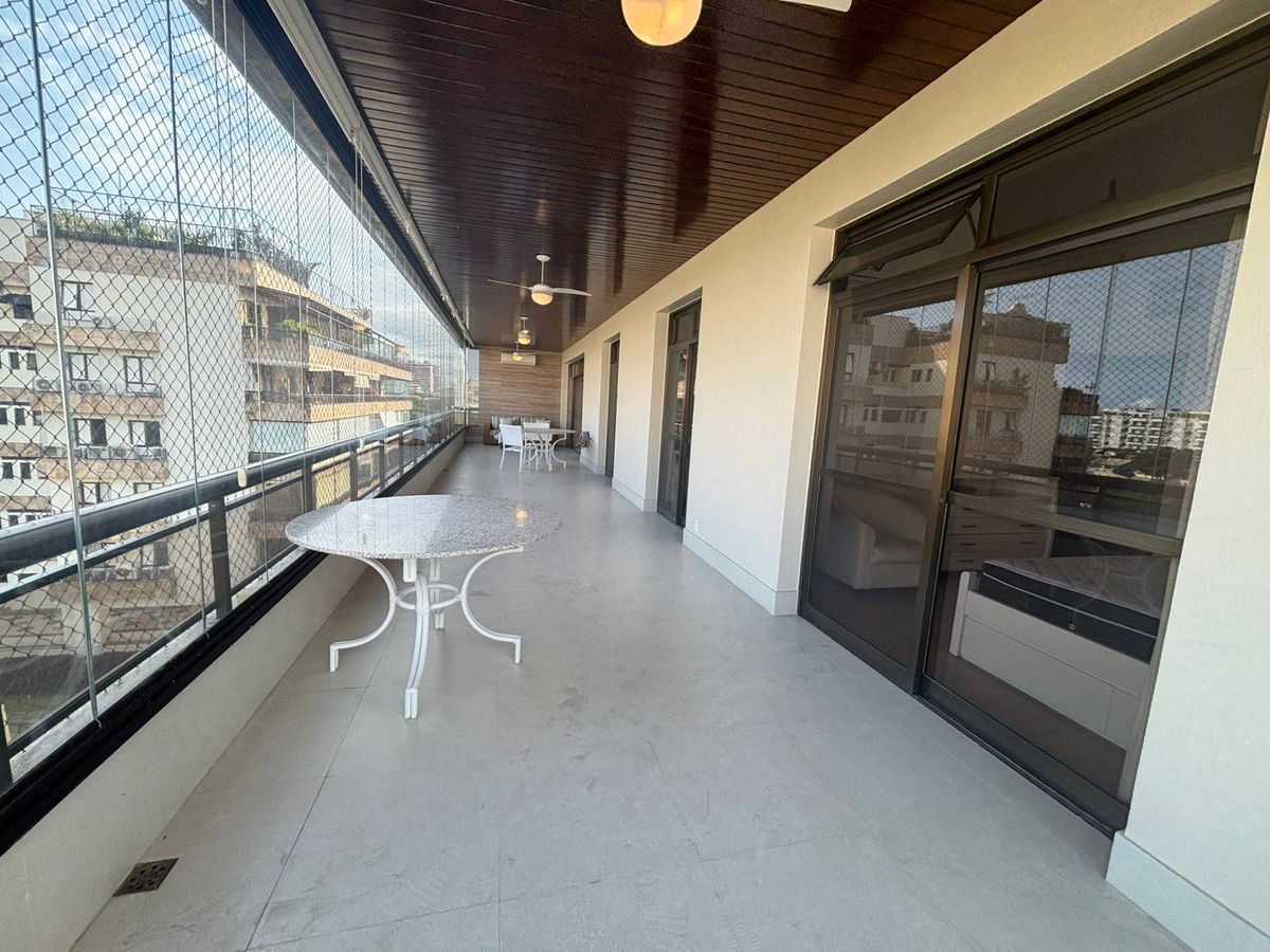 Apartamento Á Venda de 227M2 com 2 Suítes, 3 Vagas, Varanda e Piscina na Barra da Tijuca, Rio de Janeiro. - Apartamento em Barra da Tijuca, Rio de Janeiro - à venda - Ativa Imobiliária LTDA