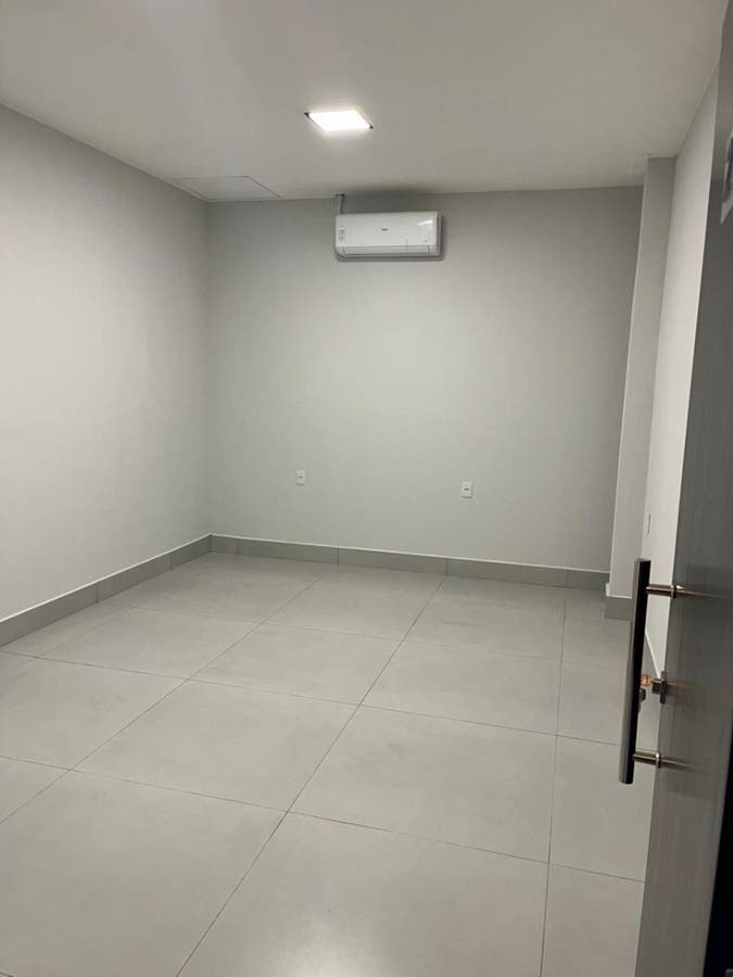 Aluga-Se Sala Comercial no Edifício Prime com 17 M² - Salas Comerciais em Bandeirantes, Cuiabá - para locação - Prime House Inteligência Imobiliária