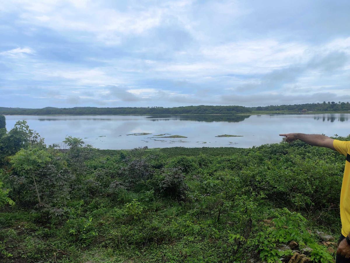 Lote pé na lagoa - Lote/Terreno em Aquiraz - à venda - LEVEL IMOVEIS E SERVICOS LTDA