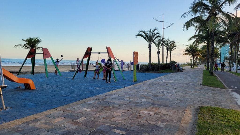 Casa com 2 quartos, Real - Praia Grande - Casa em Real, Praia Grande - à venda - CONTEMPLAR IMÓVEIS LTDA