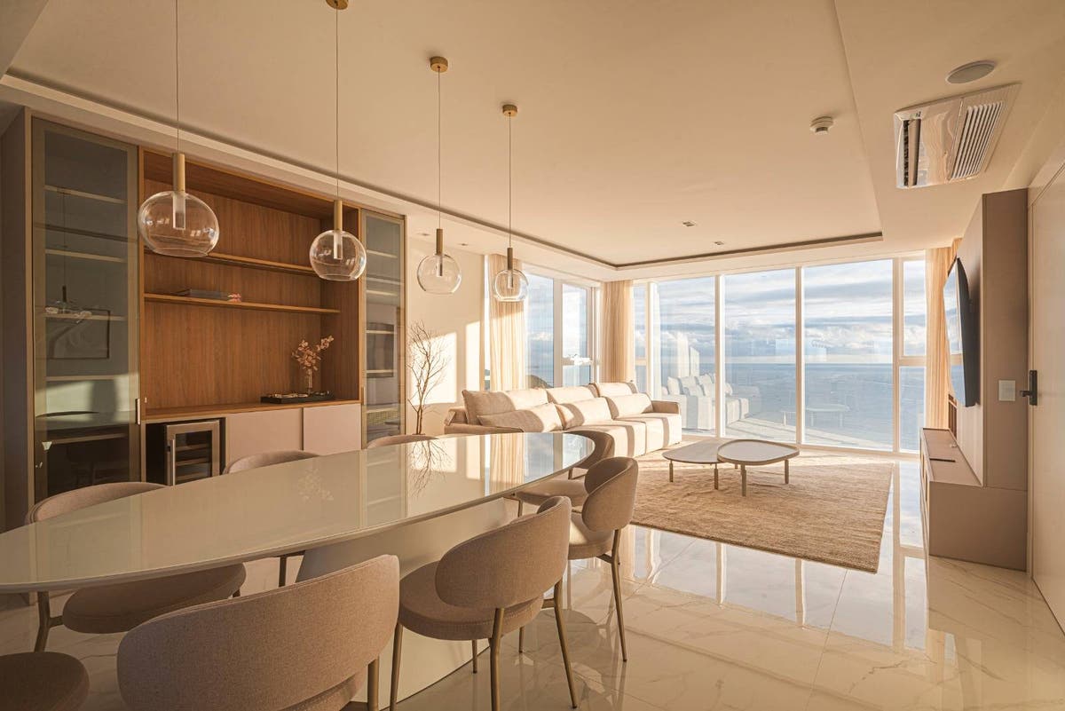 Apartamento na Quadra do Mar, 04 suítes, 04 vagas,170.42m², Centro, Balneario Camboriu - Apartamento em Centro, Balneário Camboriú - à venda - IMEX INVESTIMENTOS LTDA