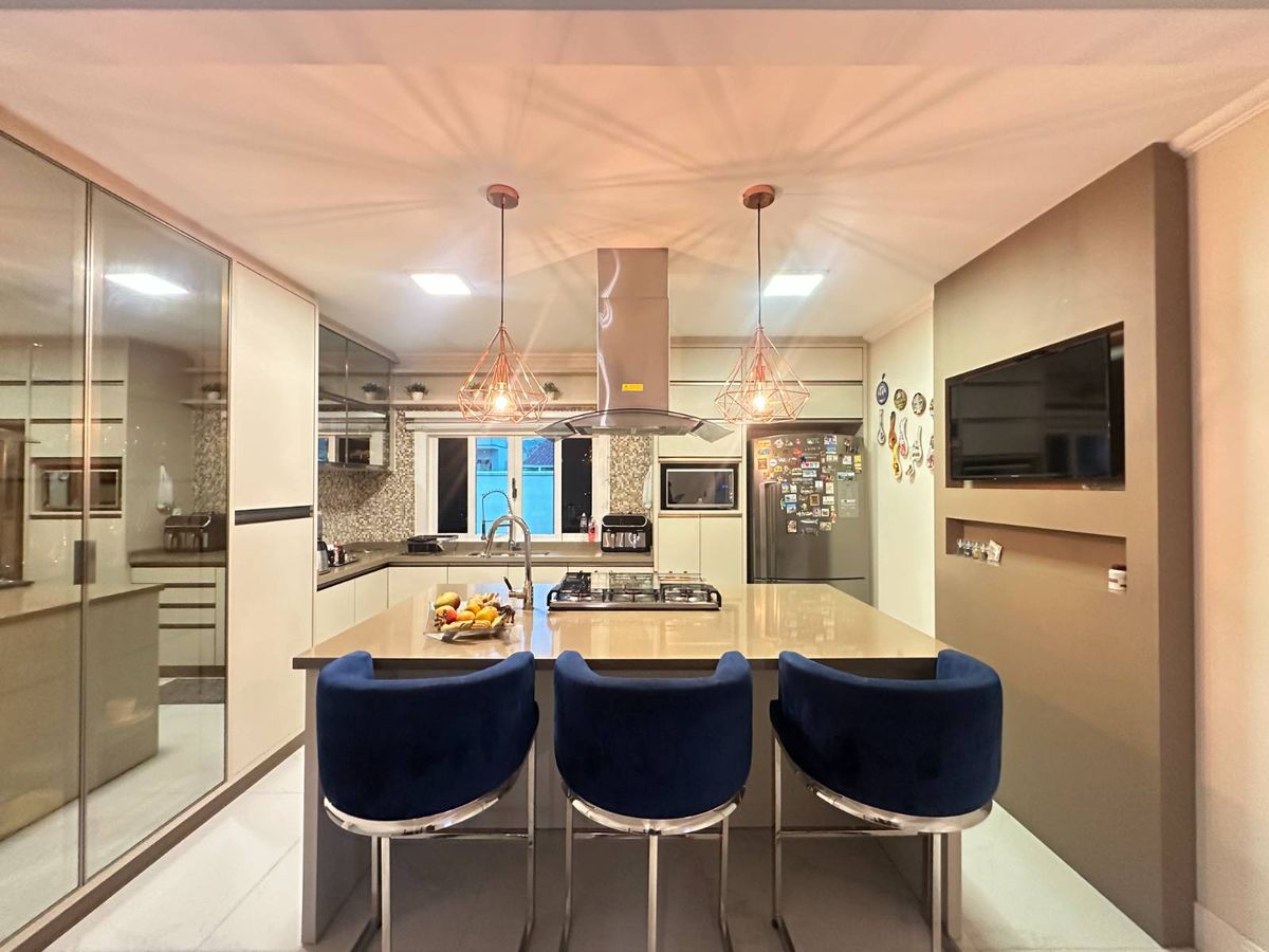 CASA COM 2 SUÍTES + 4 QUARTOS, BARRA DO RIO CERRO - Casa em Barra do Rio Cerro, Jaraguá do Sul - à venda - IMOB Imóveis