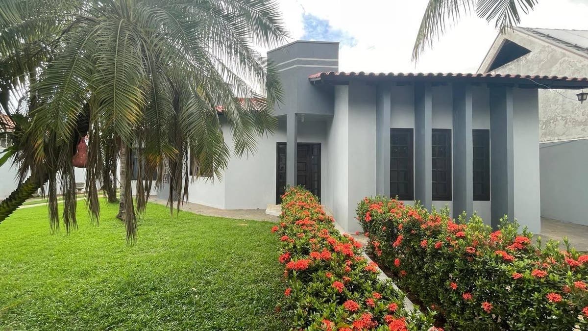 Casa com 3 quartos para Locação