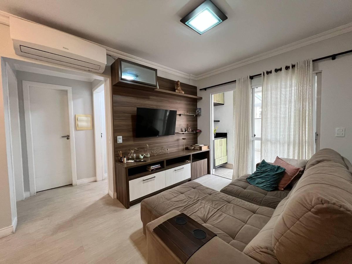Apartamento diferenciado mobiliado com terraço e churrasqueira à venda em Camboriú - Apartamento em Tabuleiro, Camboriú - à venda - Desc Imóveis